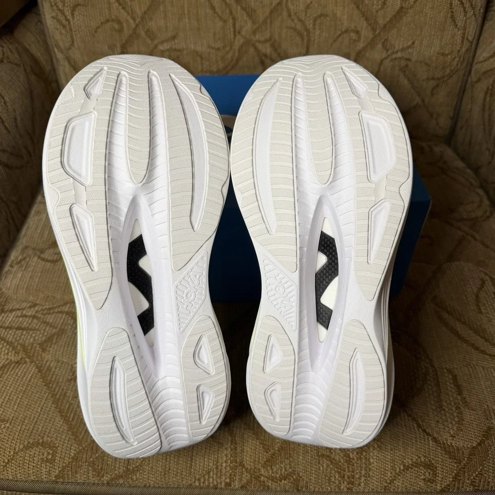 Hoka One One new box